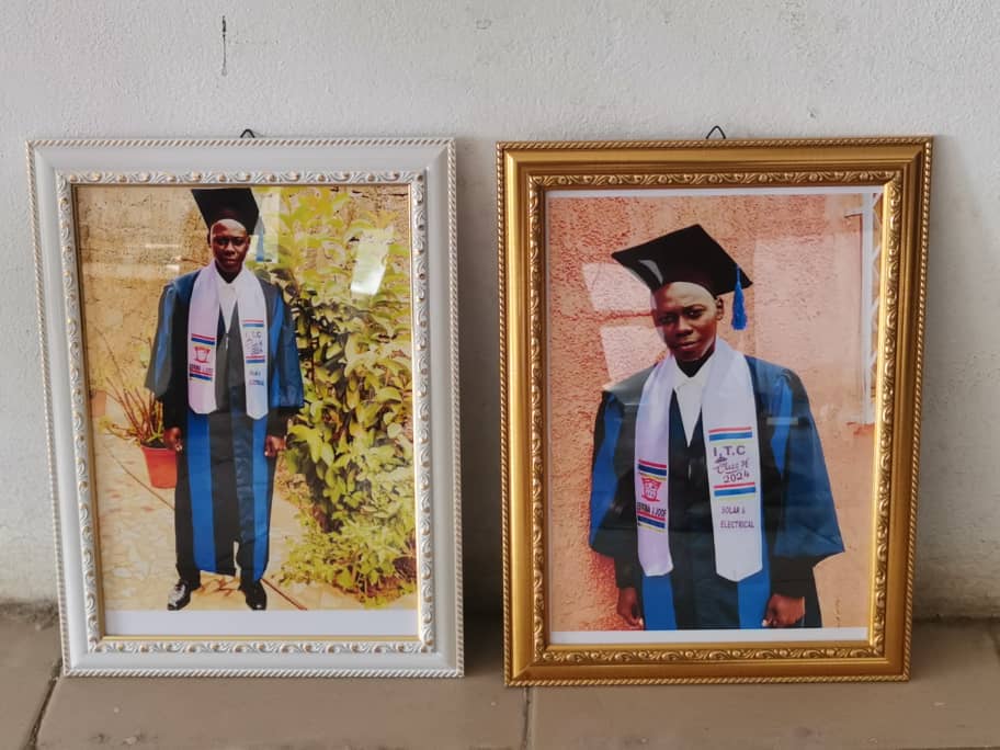 Printing, decoration, graphic design & Framing